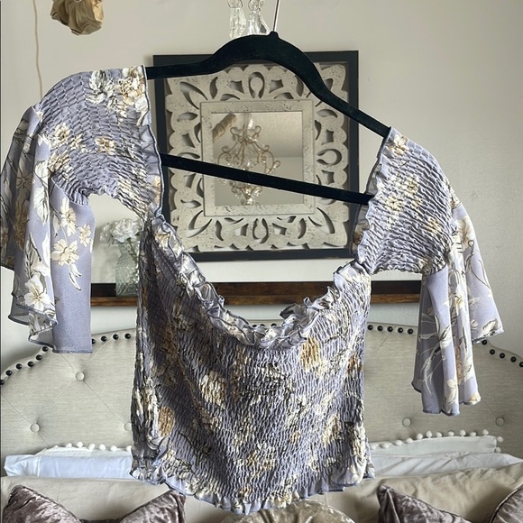 SHEIN Floral Off-Shoulder Smocked Top - Picture 6 of 8